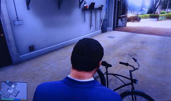 Grand Theft Auto V - empty garage