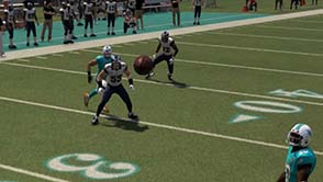 Madden NFL 16 - motion shifting receiver 1