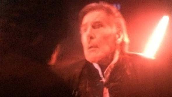 Star Wars the Force Awakens - Snoke's hologram