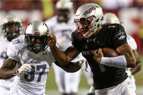 Armani Rogers in UNLV throwback uniform