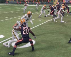 Madden NFL 18 - DB press