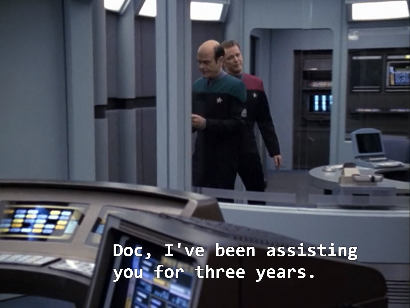 Star Trek: Voyager - Paris takes over as doctor