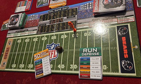 NFL Gameday - opposing offense and defense cards