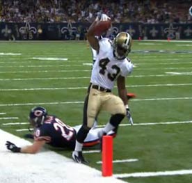 Chicago @ New Orleans - Darren Sproles steps out of bounds before score, play not reviewed by booth.