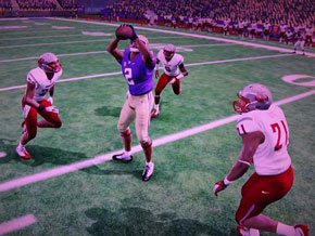 NCAA Football 13 - limited interaction