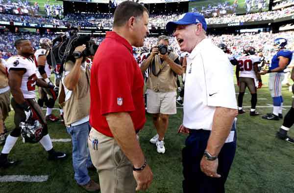 Tom Coughlin yells at Greg Schiano