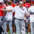 Dan Mullen's premiere with UNLV looked more like the Rebels of old